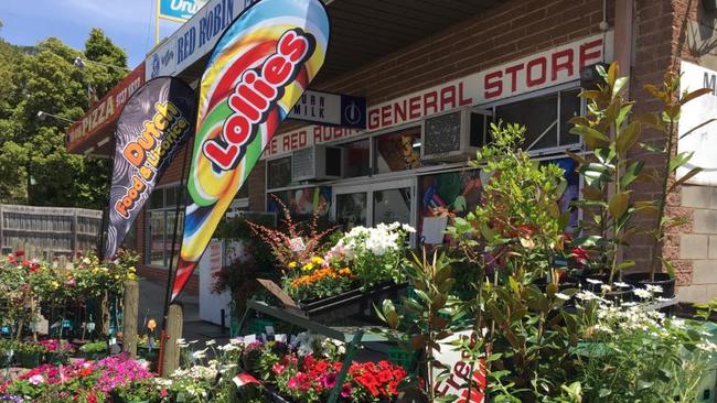 Red Robin General Store.