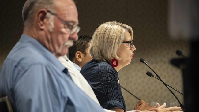 Leichhardt MP Warren Entsch and Labor candidate for Leichhardt at the Cairns Chamber of Commerce debate. Picture: Brian Cassey