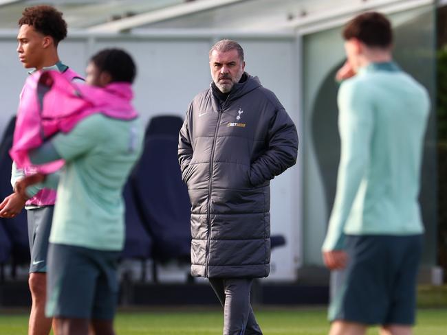 ENFIELD, ENGLAND - JANUARY 29:  Tottenham manager Ange Postecoglou takes charge of a UEFA Europa League 2024/25 League Phase MD8 training and press conference at Tottenham Hotspur Training Centre on January 29, 2025 in Enfield, England. (Photo by Clive Rose/Getty Images)