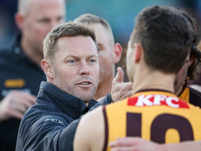 Sam Mitchell addresses his players at three quarter time during the game against GWS. Picture: Dylan Burns/AFL Photos via Getty Images.