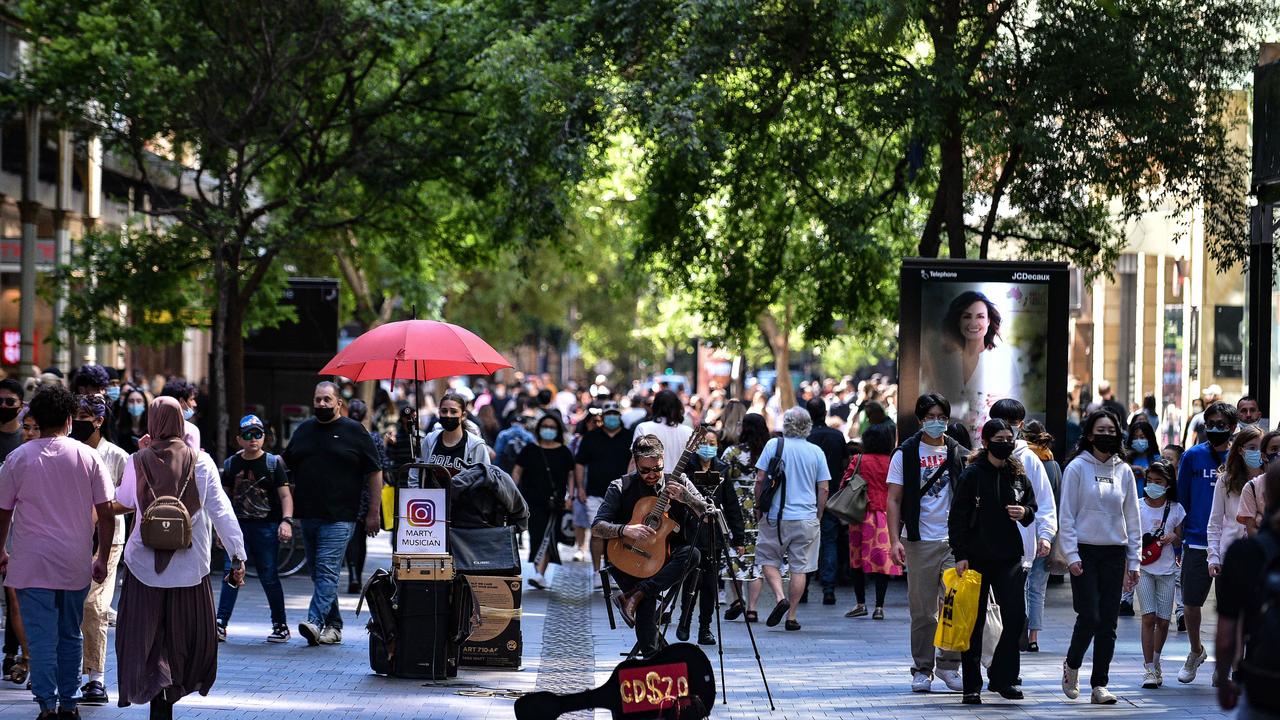 Sydney’s Pitt Street Mall getting busy after lockdown ended. Picture: NCA NewsWire / Flavio Brancaleone