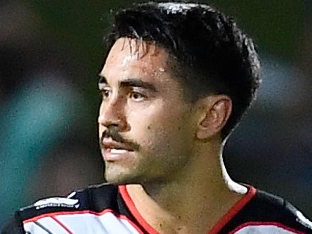 TOWNSVILLE, AUSTRALIA - JUNE 15:  Shaun Johnson of the Warriors celebrates after kicking a field goal during the round 15 NRL match between the North Queensland Cowboys and the New Zealand Warriors at 1300SMILES Stadium on June 15, 2018 in Townsville, Australia.  (Photo by Ian Hitchcock/Getty Images)