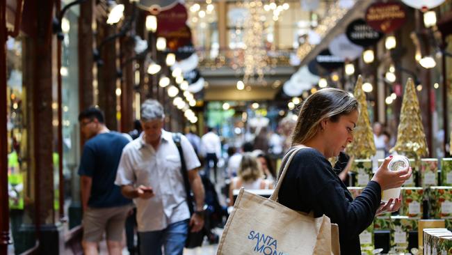 Shoppers have returned to CBDs as the economy recovers. Picture: NCA NewsWire/Gaye Gerard