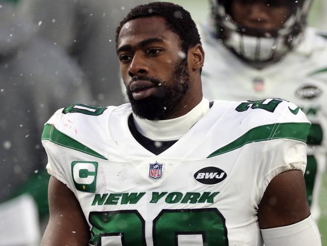 FOXBOROUGH, MA - JANUARY 03:Marcus Maye #20  of the New York Jets follows the action against the New England Patriots at Gillette Stadium on January 3, 2021 in Foxborough, Massachusetts. (Photo by Al Pereira/Getty Images)