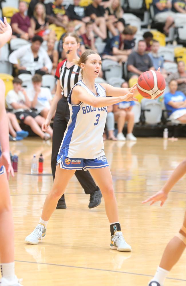Basketball QLD U18's State Championships 2024 semi-finals day. Div 1 Gold Coast Rollers vs. Logan Thunder. 13 January 2024 Carrara Picture by Richard Gosling