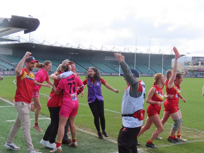 Meander Valley's bench celebrates after winning the grand final. Picture: Jon Tuxworth