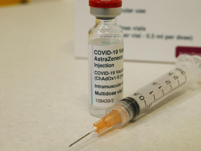 The Federal Government has recommended that people under the age of 50 not receive the AstraZeneca COVID-19 coronavirus vaccine, due to the extremely small chance of the patient developing blood clots. Picture: Brendan Radke