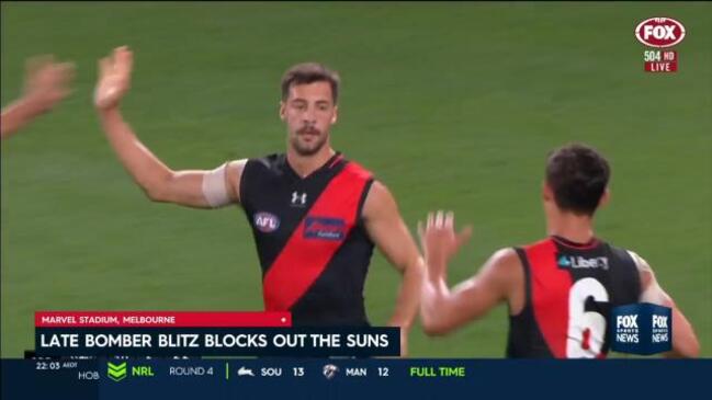 Bombers leave it late but down Suns