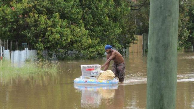 Reader submitted photos from the 2011 floods in Ipswich.