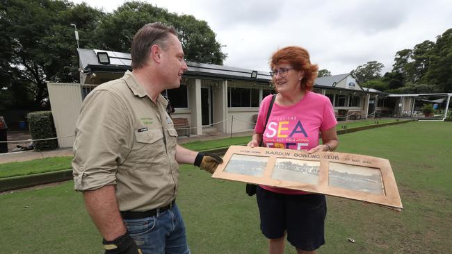 Mayor Adrian Schrinner at the Bardon Bowls club with local Amerson Stephenson. Picture: Annette Dew