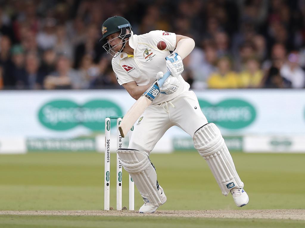 Steve Smith is struck by a delivery from Jofra Archer. (Photo by Ryan Pierse/Getty Images)