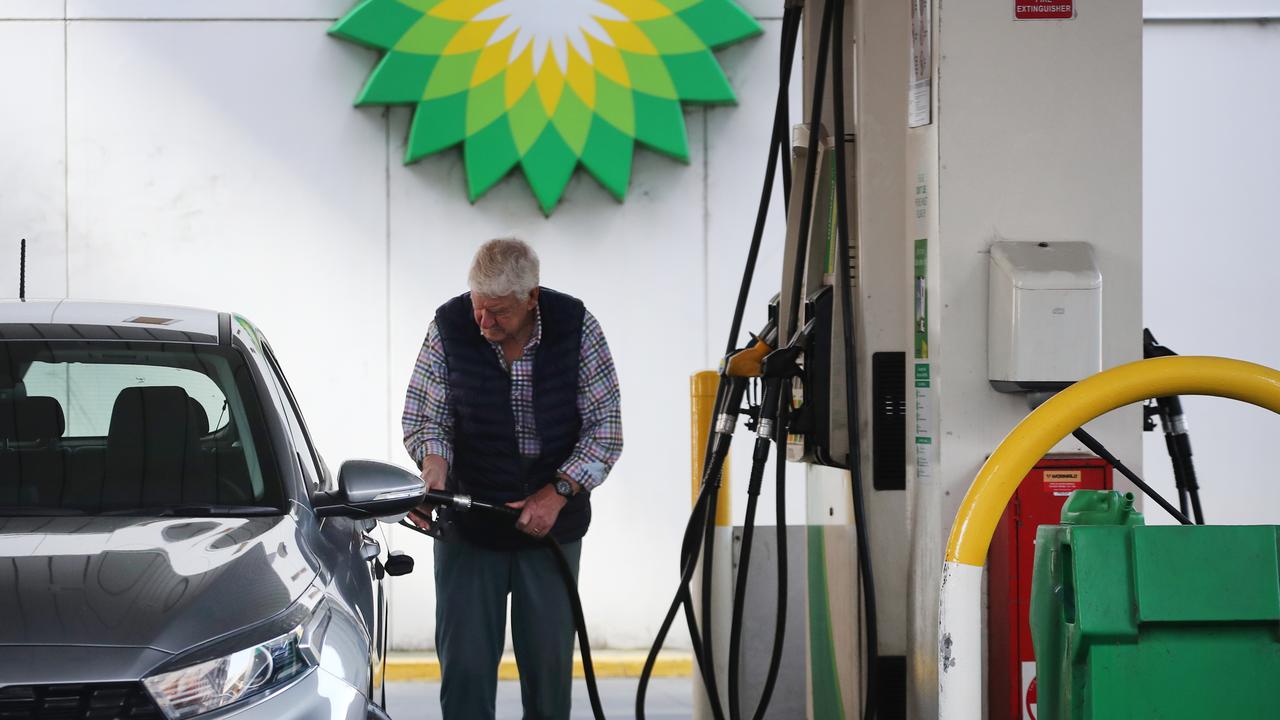 The price of oil has fallen below pre-Ukraine war levels. Picture: NCA NewsWire / David Crosling