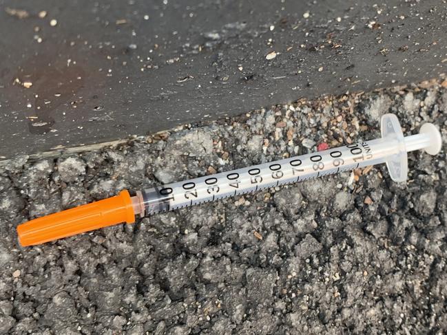 Discarded needle found in a Richmond laneway on 14/05/2019. Picture taken by reporter Monique Hore