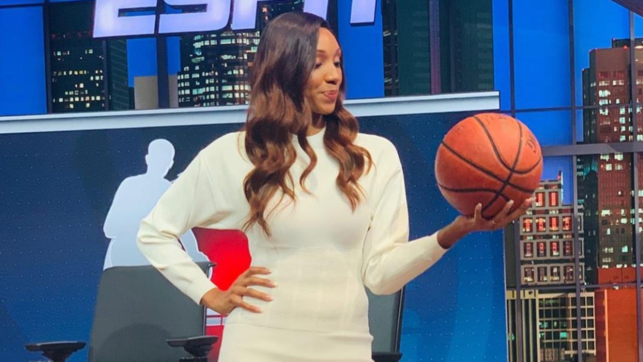 Chicago Radio Host Fired After Tweeting About Maria Taylor's Outfit -  InsideHook