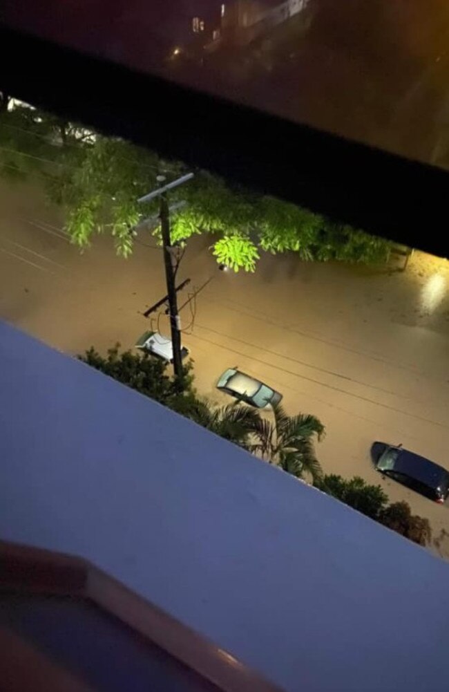 Sandford St in St Lucia early this morning. Water is still rising.