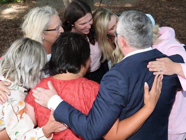 BRISBANE, AUSTRALIA- NewsWire Photos- MAY 4, 2025 Senator Murray Watt greets Queensland LaborÃs election winners at Pine Rivers Park on Sunday morning. Picture Lachie Millard / NewsWire