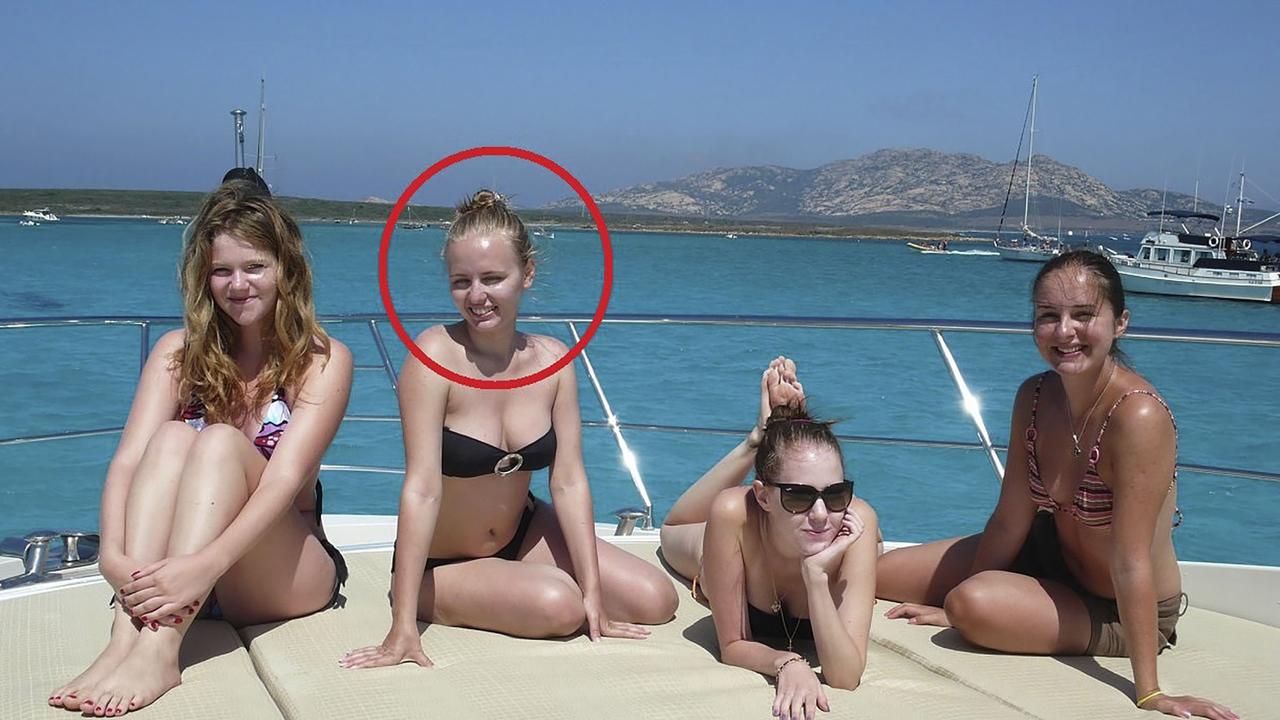 Maria Vorontsova (circled) with friends