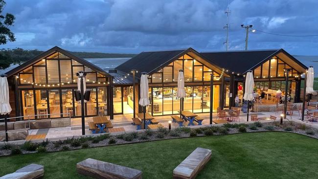 Steve Bartlett wants to extend Huskisson Hotel's bar operations.