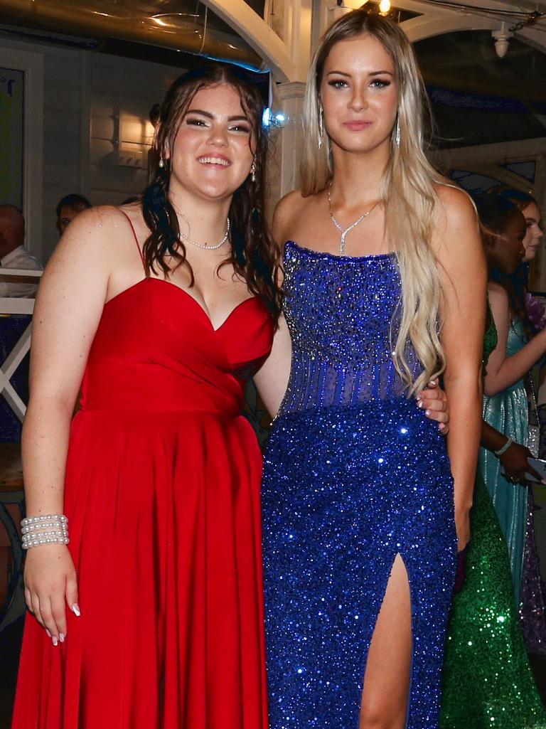 Loganlea State High School year 12 formal photos | FULL GALLERY