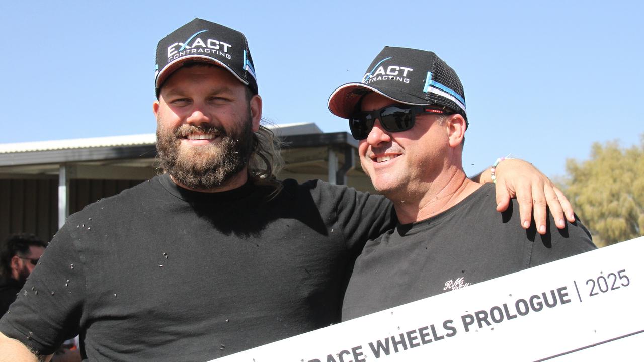 Battle of the brothers on Finke Prologue day