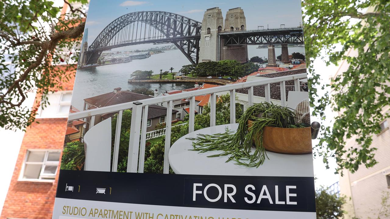 CoreLogic auction data for last week shows a median Sydney house price of $1.7m, while units fetched $1.003m. Picture: NCA NewsWire / David Swift