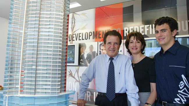 DECEMBER 17, 2004: Jim Raptis launches his Southport central development, on the site of the old Southport State School. Jim Raptis with wife Helen and son Evan. Photo: Jono Searle