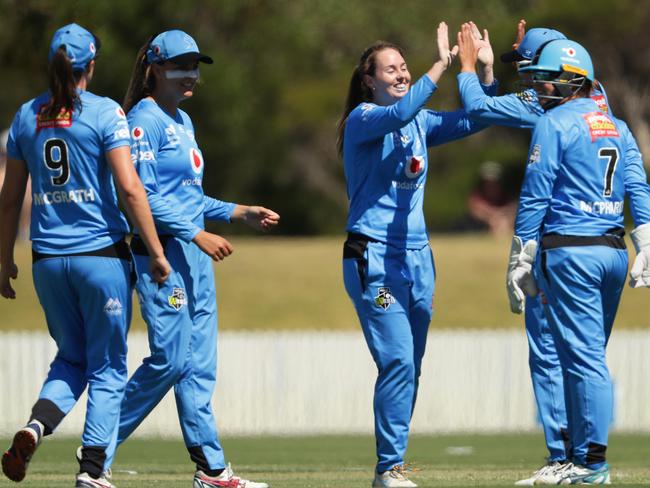 Amanda-Jade Wellington even surprised herself when she dived at a ball and stopped a boundary. The Strikers went on to beat Hurricanes by two runs. Picture: MATT KING/GETTY IMAGES