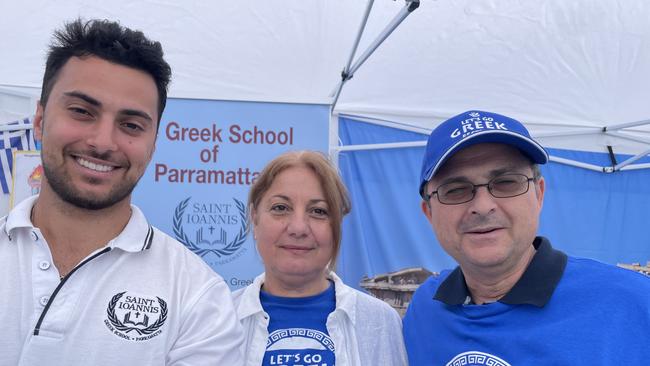 George Giakoumakis, Angela Ekert and George Reppas from The Greek School of Parramatta.