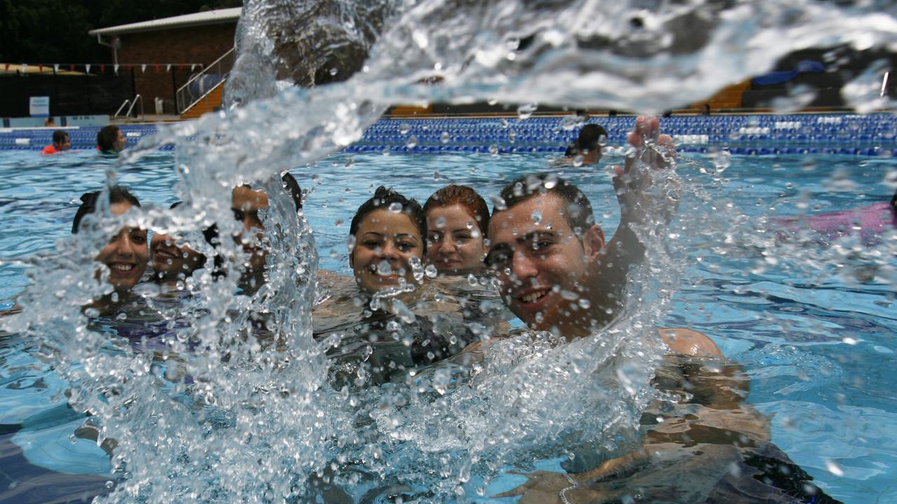 Making a splash as temperatures soar on January 23, 2010. Picture: Krystle Wright