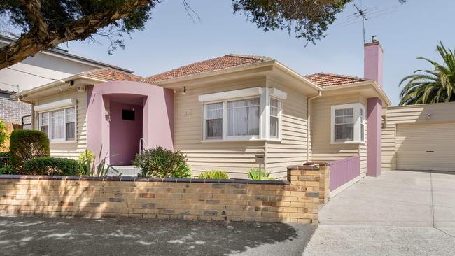 A three-bedroom Brunswick West home sold for $1.155m under the hammer.