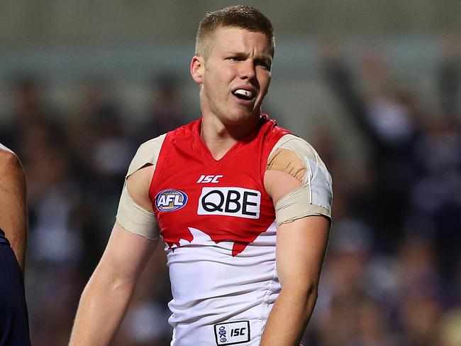 Sydney's Daniel Hannebery reacts during AFL Preliminary final between Fremantle Dockers v Sydney Swans at Paterson's Stadium, Subiaco, Perth. pic. Phil Hillyard