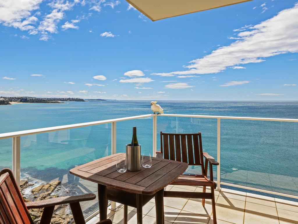 Bird’s eye view – 17/122 Bower St, Manly.