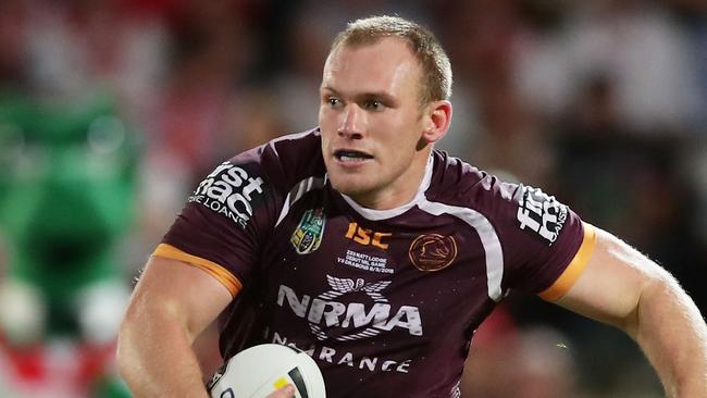 SYDNEY, AUSTRALIA — MARCH 08: Matthew Lodge of the Broncos runs with the ball during the round one NRL match between the St George Illawarra Dragons and the Brisbane Broncos at UOW Jubilee Oval on March 8, 2018 in Sydney, Australia. (Photo by Matt King/Getty Images)