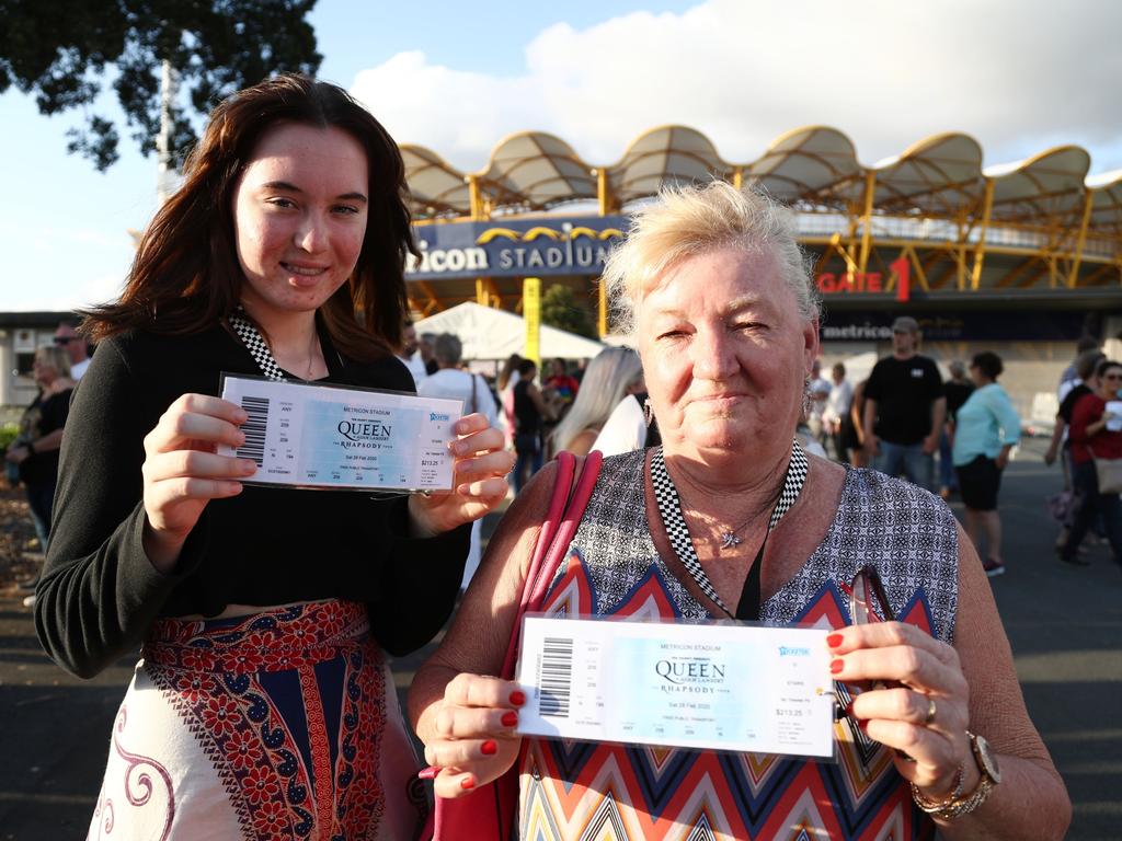 Tyree Wood and Julie Nolan from Lismore arrive at Metricon Stadium to see Queen Live. Photograph: Jason O'Brien