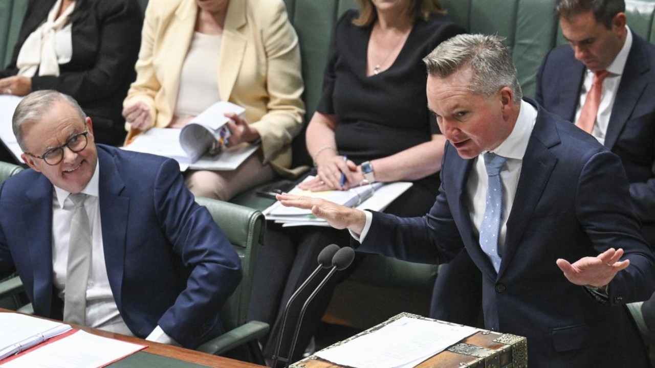 The Prime Minister admires Chris Bowen’s impression of a Dassault Falcon 7X