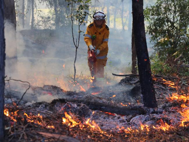 Smoke warning as hazard reduction burn carried out on Fraser Island