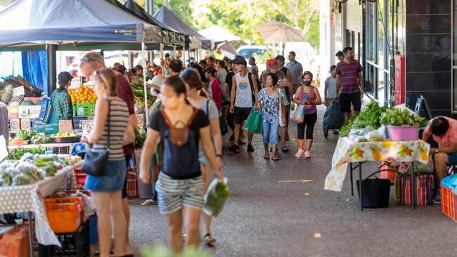 <s1>The Rapid Creek fresh food markets have reopened after the easing of coronavirus pandemic restrictions in the Territory. Picture: Che Chorley </s1>