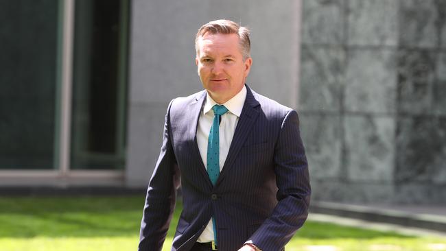 Chris Bowen says a Masters Builders Australia report was not based on Labor’s policy because it did not account for the fact the changes would be grandfathered. Picture Kym Smith