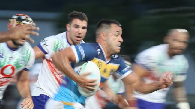 A fast and furious game between the Gold Coast Titans and New Zealand Warriors at Oakes Oval, Lismore on February 27, 2021, ended in a tie 12-all. Photo: Alison Paterson