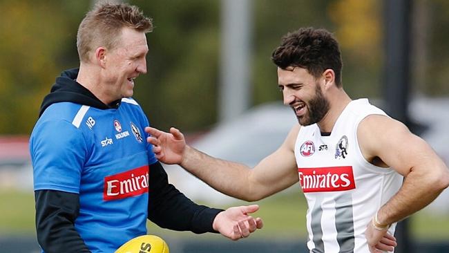 Nathan Buckley talks with Alex Fasolo at training. Picture: Michael Klein