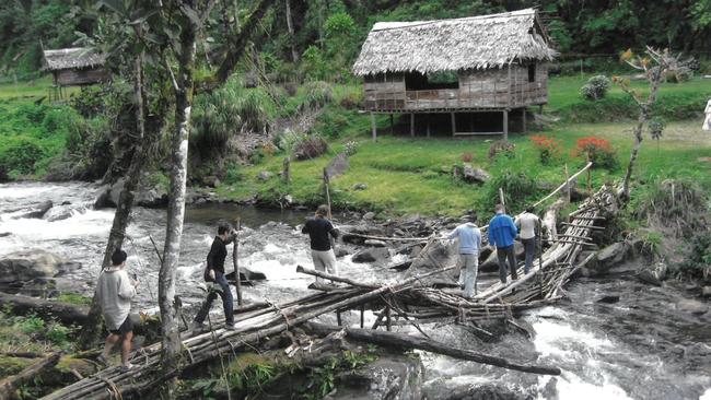 Those hiking on the trail can expect to walk 20km per day.