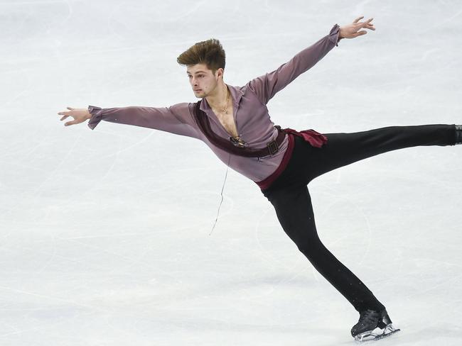 epa05882264 Brendan Kerry of Australia performs during the Men's Free Skating program of the ISU World Figure Skating Championships in Helsinki, Finland, 01 April 2017.  EPA/MARKKU OJALA