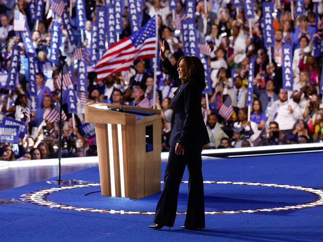 CHICAGO, ILLINOIS - AUGUST 22: Democratic presidential nominee, U.S. Vice President Kamala Harris celebrates after accepting the Democratic presidential nomination during the final day of the Democratic National Convention at the United Center on August 22, 2024 in Chicago, Illinois. Delegates, politicians, and Democratic Party supporters are gathering in Chicago, as current Vice President Kamala Harris is named her party's presidential nominee. The DNC takes place from August 19-22.   Kevin Dietsch/Getty Images/AFP (Photo by Kevin Dietsch / GETTY IMAGES NORTH AMERICA / Getty Images via AFP)