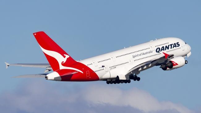 Find out the tips and tricks for transferring your Qantas points.