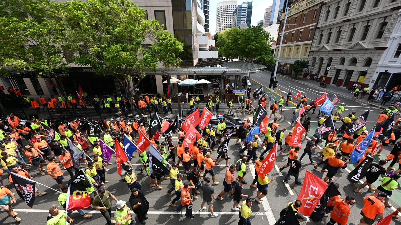 The CFMEU protests in the Brisbane CBD. Picture: Lyndon Mechielsen