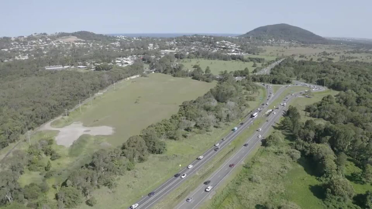 Drone footage of the Sunshine Motorway