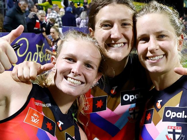 MELBOURNE, AUSTRALIA - OCTOBER 08: Serene Watson, Tyanna Smith and Jaimee Lambert of the Saints celebrate during the 2024 AFLW Round 07 match between the St Kilda Saints and the Greater Western Sydney Giants at Kinetic Stadium on October 08, 2024 in Melbourne, Australia. (Photo by Michael Willson/AFL Photos via Getty Images)