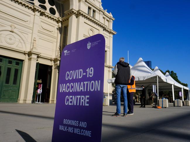 Australians could begin to see more Covid-19 vaccine rewards on offer. Picture: NCA NewsWire / Luis Ascui