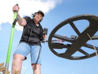 Detectorist  Kazz Preston recently found a ring on Burleigh Beach and thanks to social media fond the owner inside of 24 hours. Picture Glenn Hampson