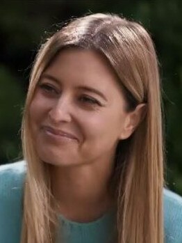 Holly Valance, back on Ramsay St.